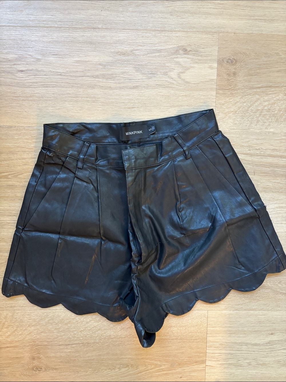 MINK PINK Black Scallop-Hem Vegan Leather High Waist Shorts